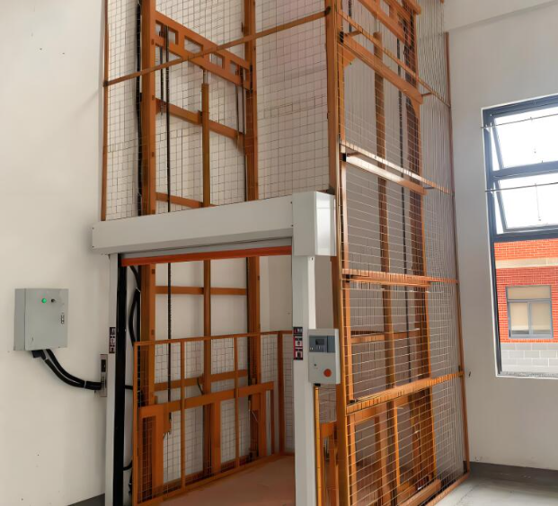 南岔升降货梯是特种设备码